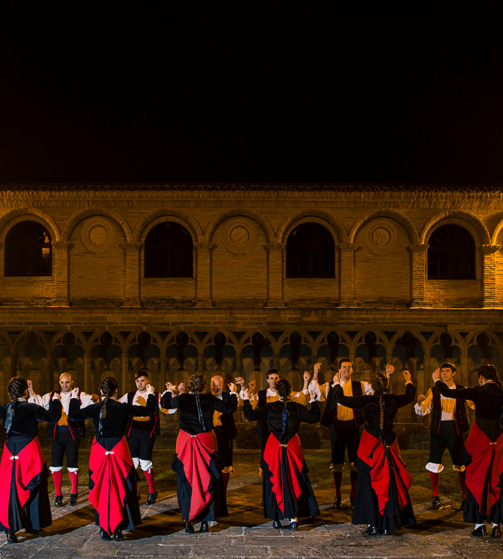 Danza y música tradicional