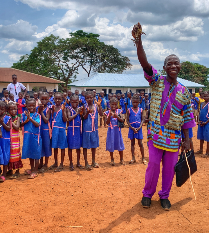 Exposición: “ONG y os lo cuento: realidades olvidadas”